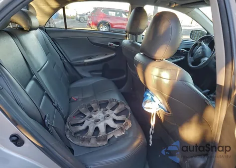 2012 Toyota Corolla Base z USA, uszkodzony, nr VIN 2T1BU4EE0CC869667